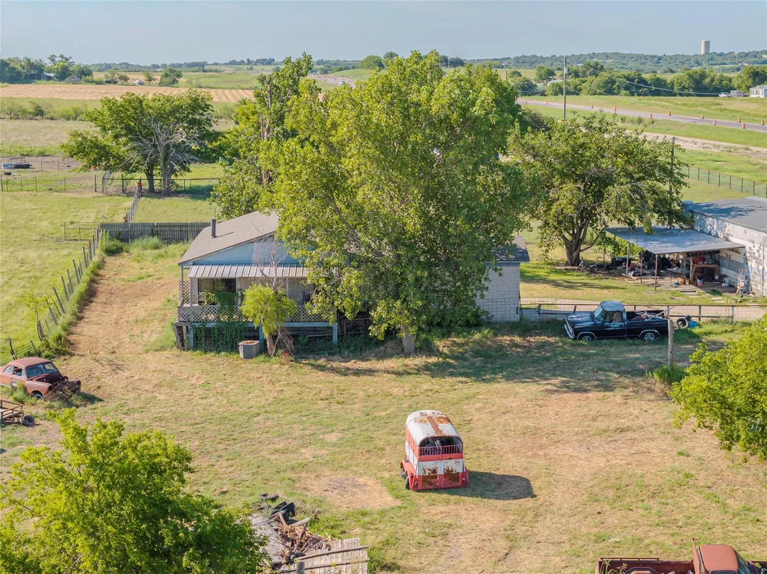 Photo of 9796 E Highway 190 Highway
