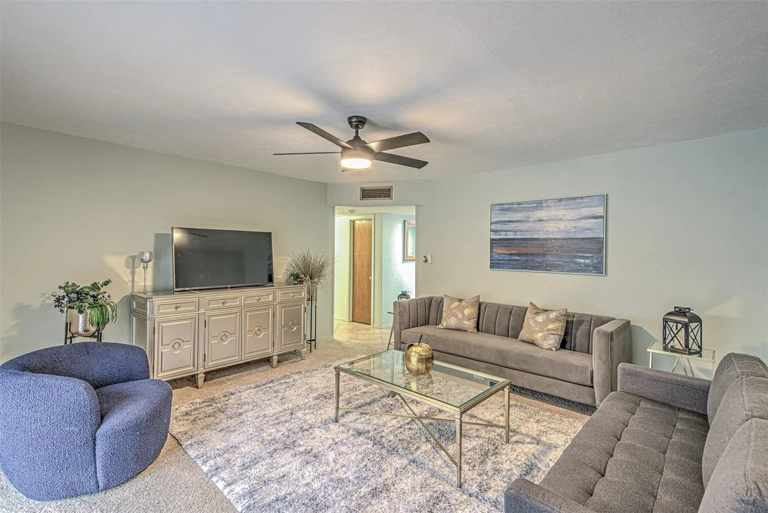Photo of 5304 Bedford
