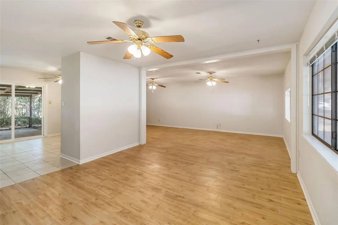 Photo of 757 N Main ST