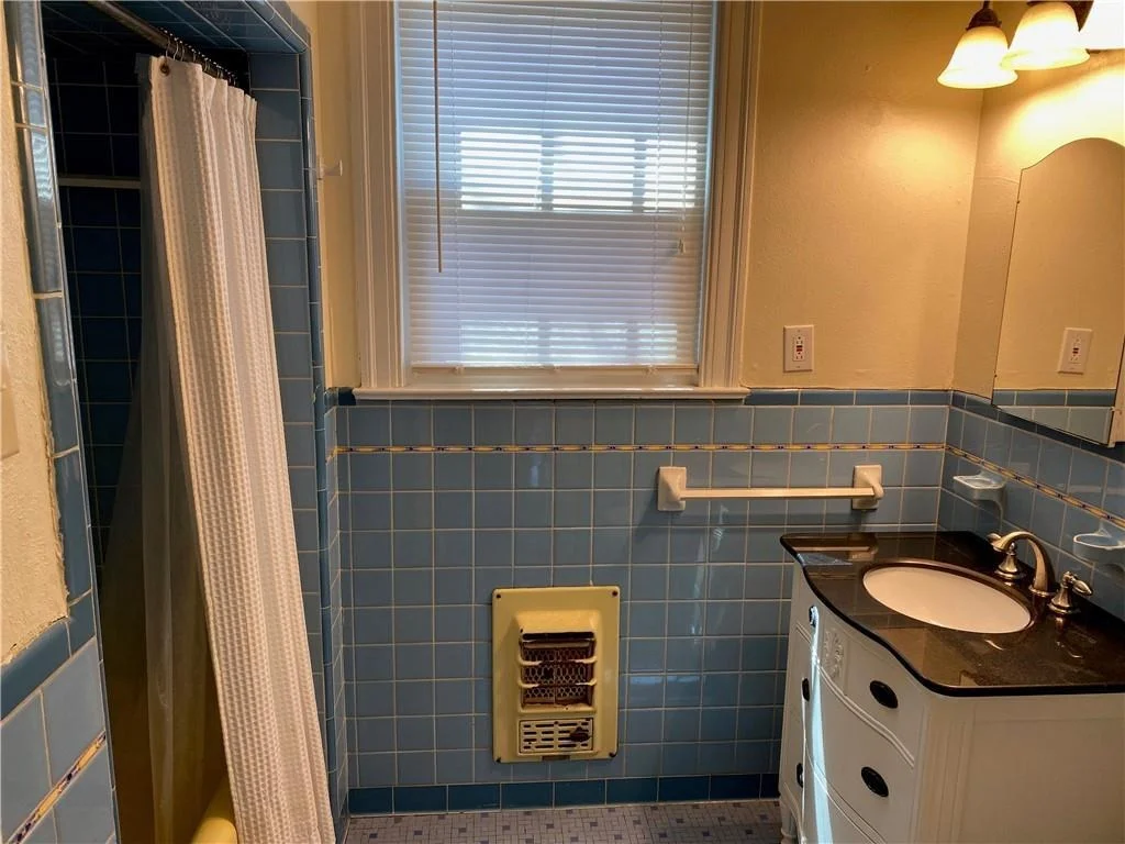 Photo of 1606 Wethersfield RD