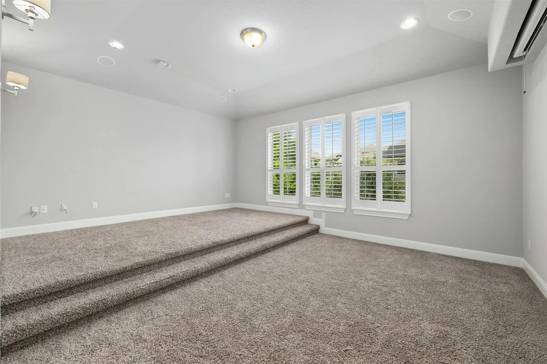Photo of 16025 La Rosa DR