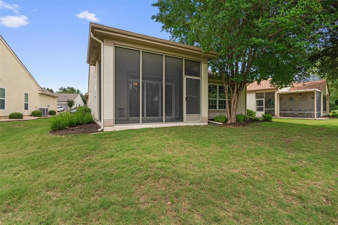 Photo of 233 Crockett LOOP