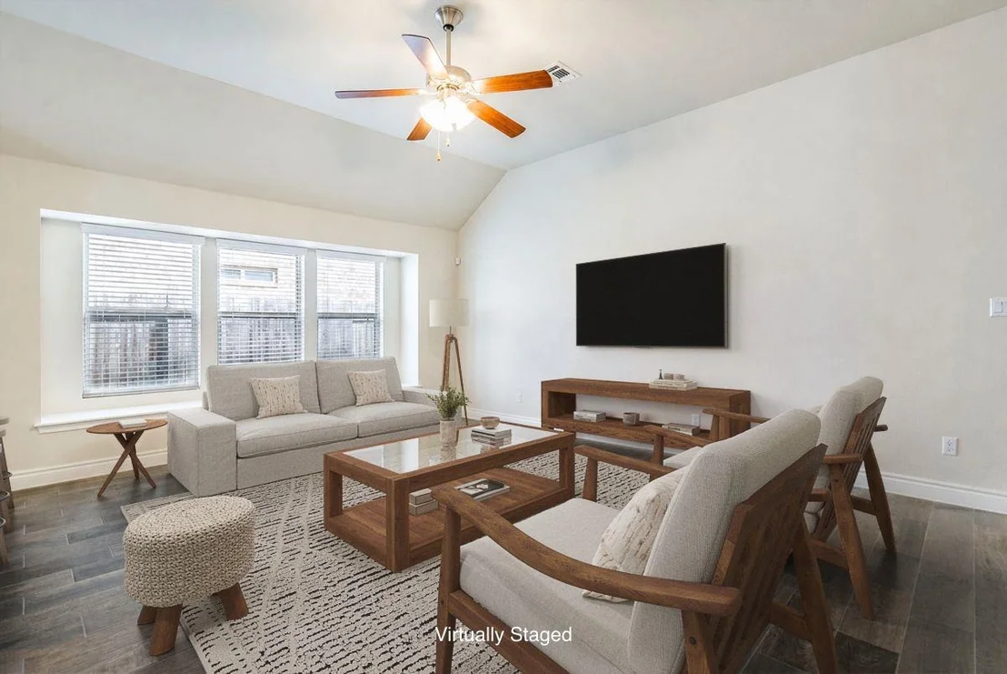 Photo of 124 Compass LN