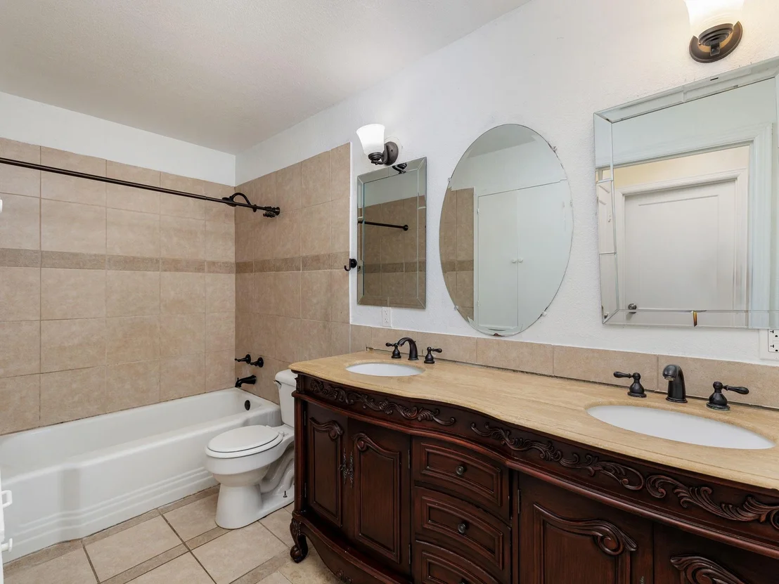 Photo of 113 Circle DR
