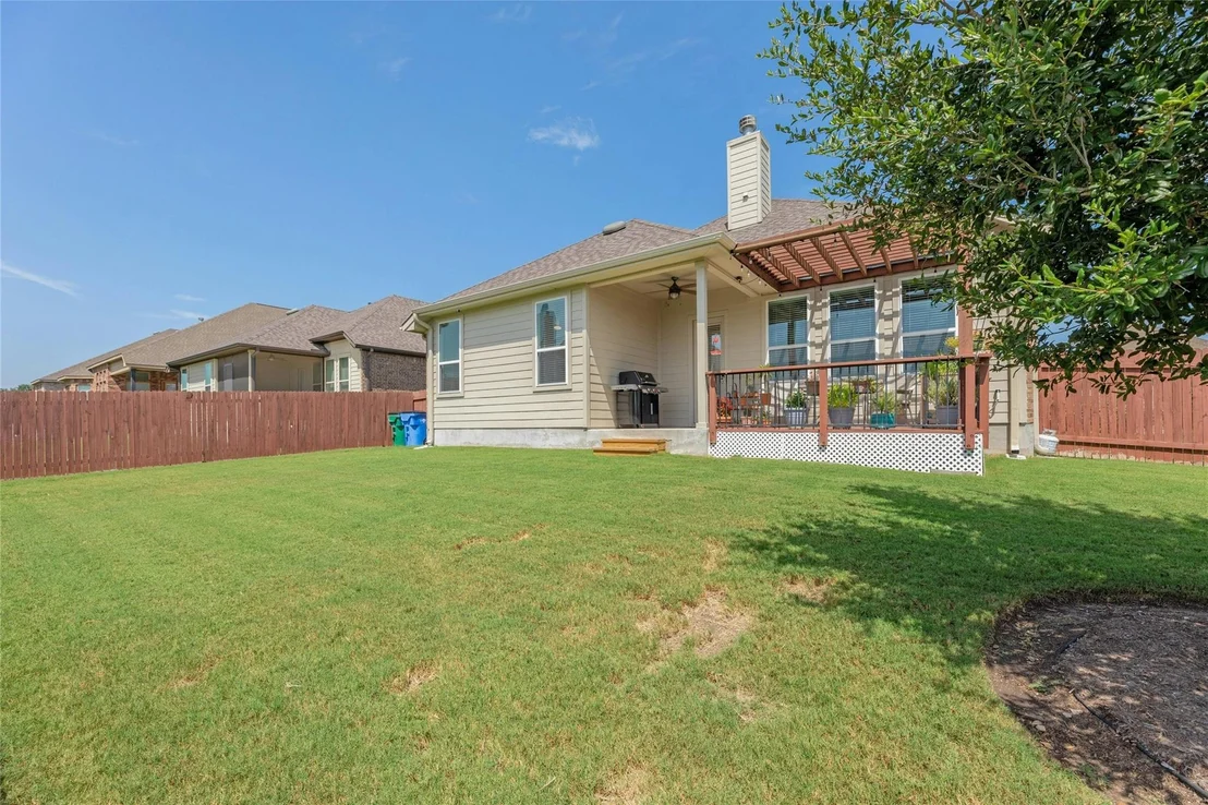 Photo of 21412 Merveil DR
