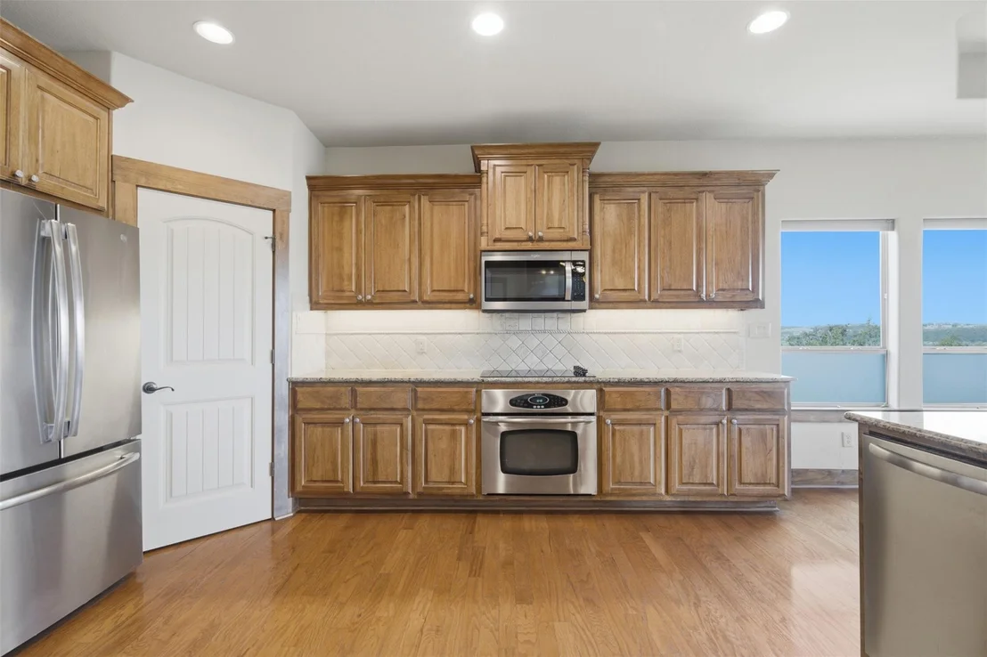 Photo of 700 Augusta CIR N