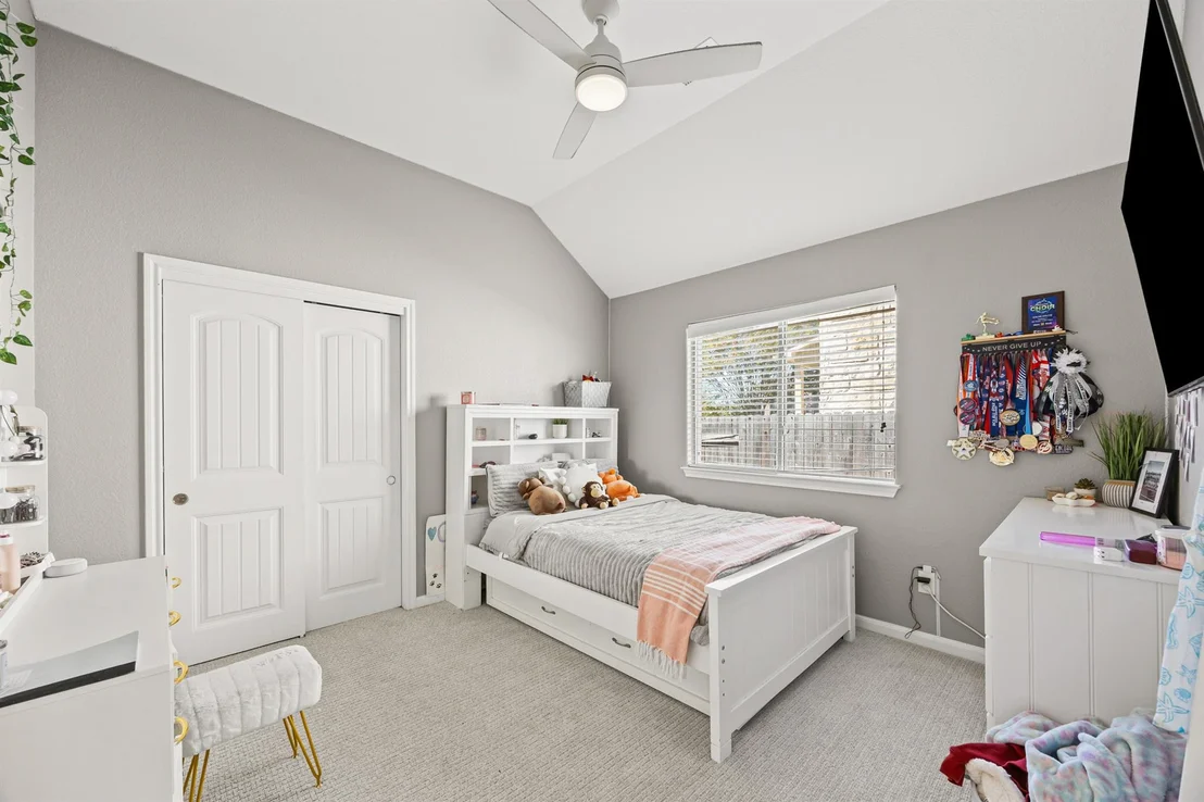 Photo of 407 Victoria DR