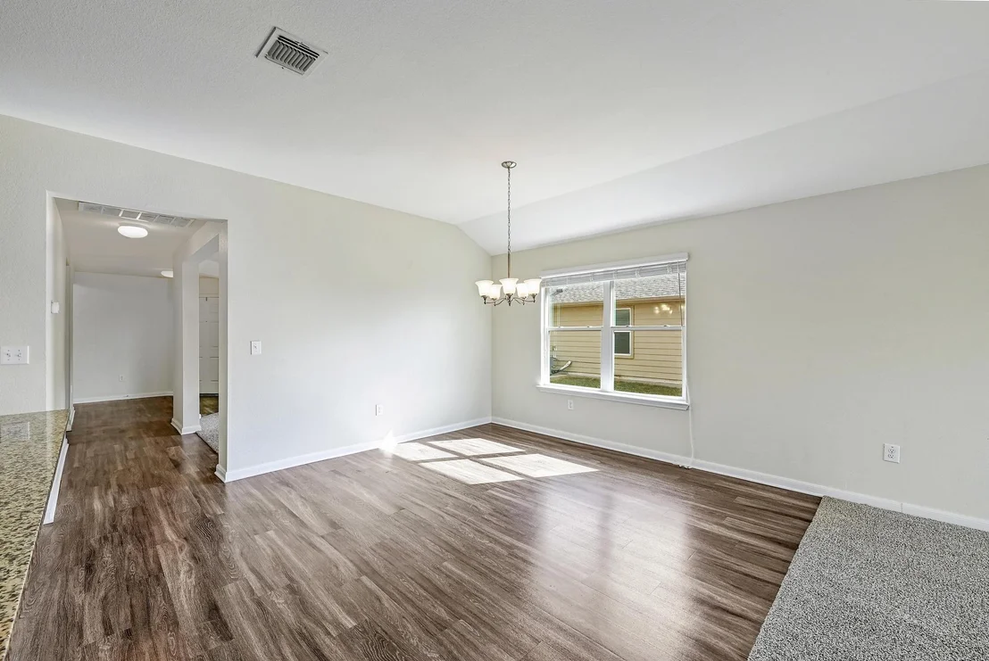 Photo of 245 Voss