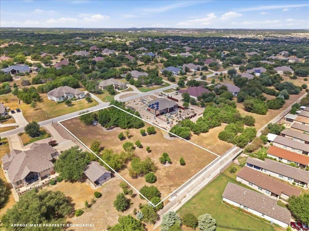 Photo of 232 Standing Oak DR