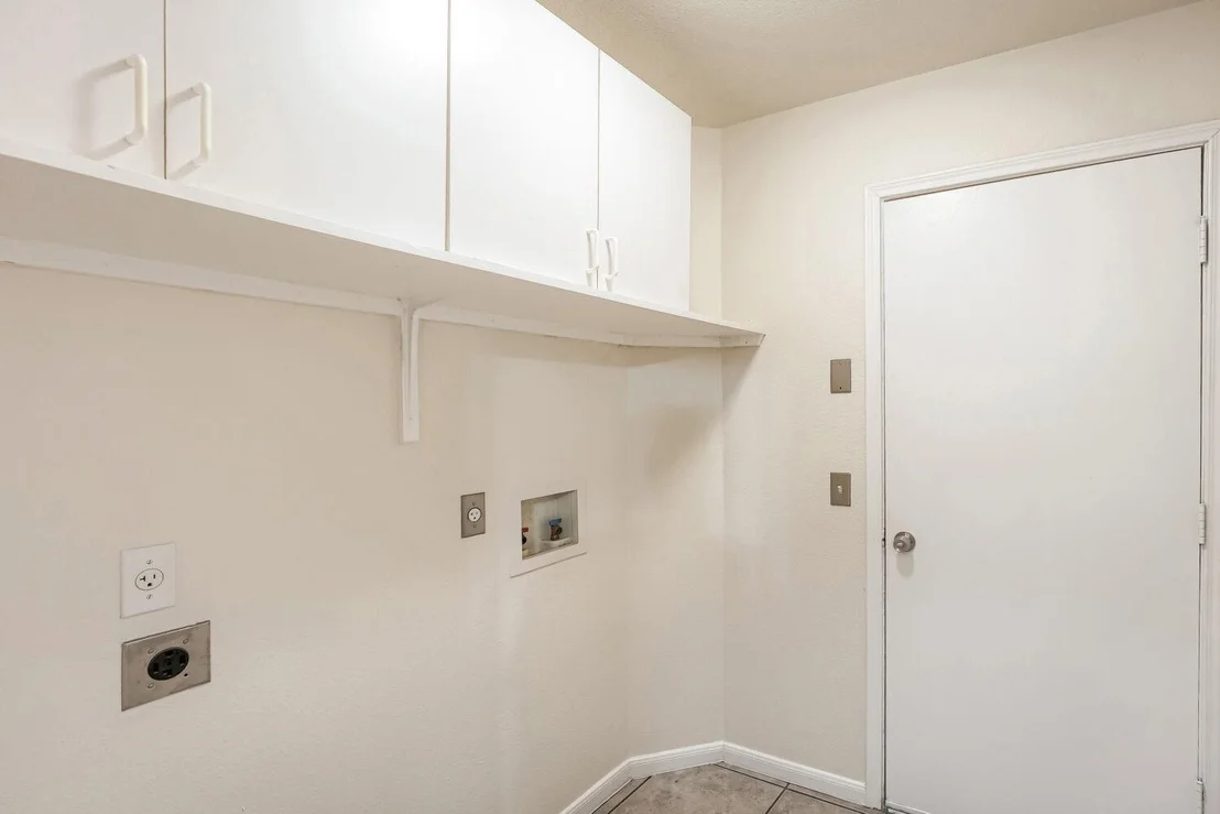 Photo of 409 Willowbrook DR