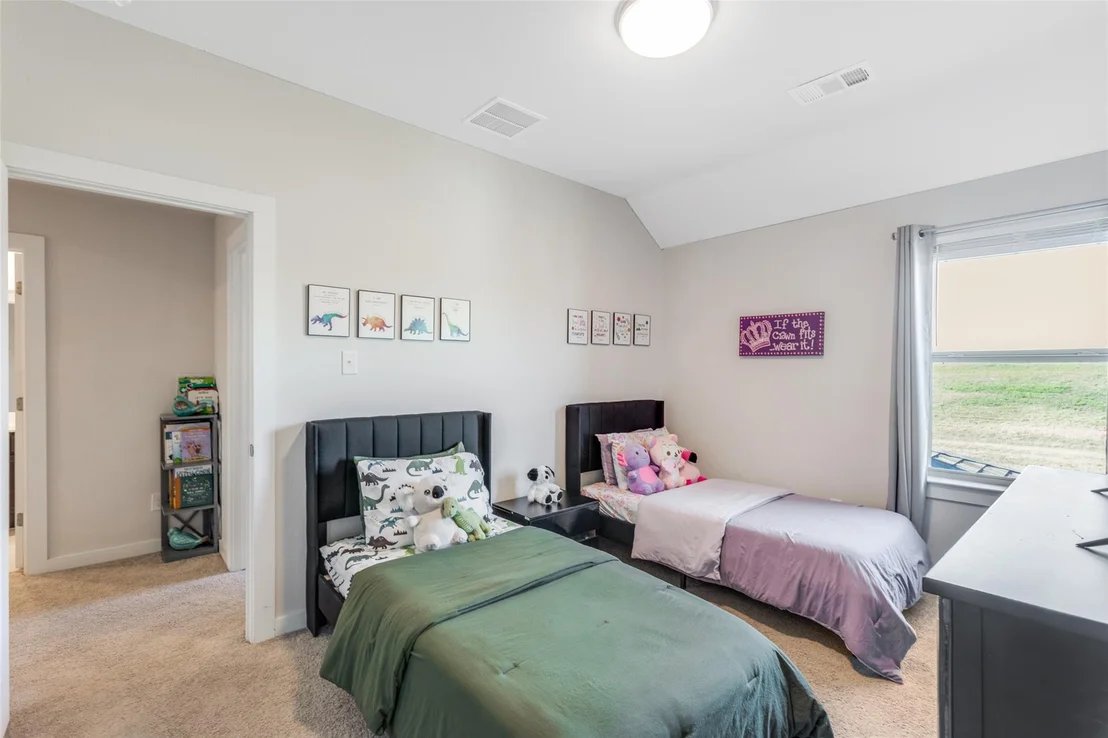 Photo of 409 Mangold DR
