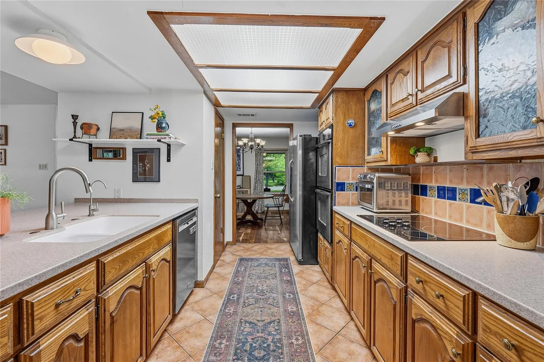 Photo of 203 Leisurewoods DR