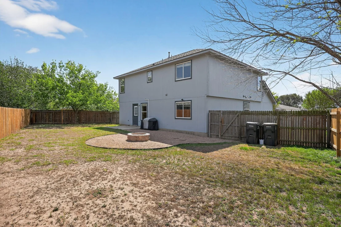 Photo of 748 Bills CIR