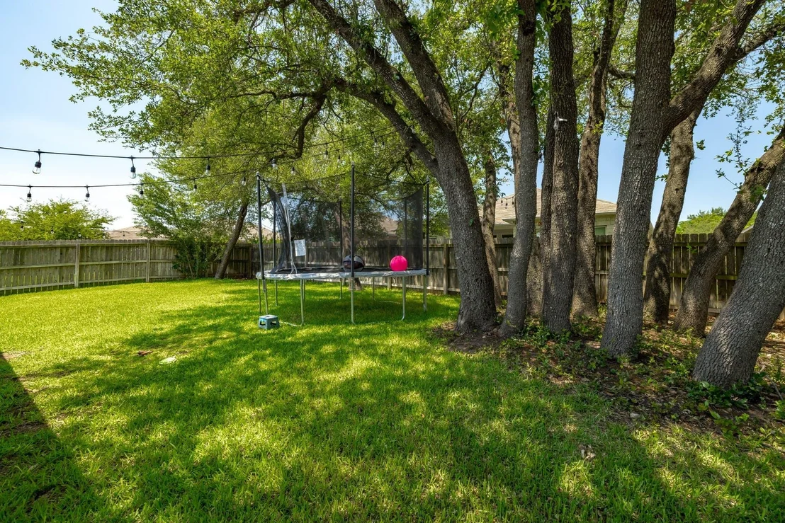 Photo of 198 Sheridan LOOP