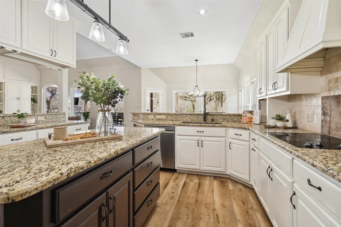 Photo of 30307 Oak Tree DR