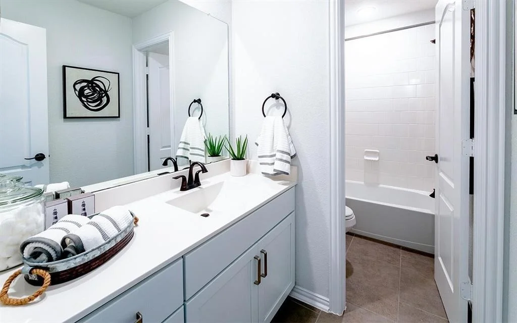 Photo of 850 Cherrystone LOOP