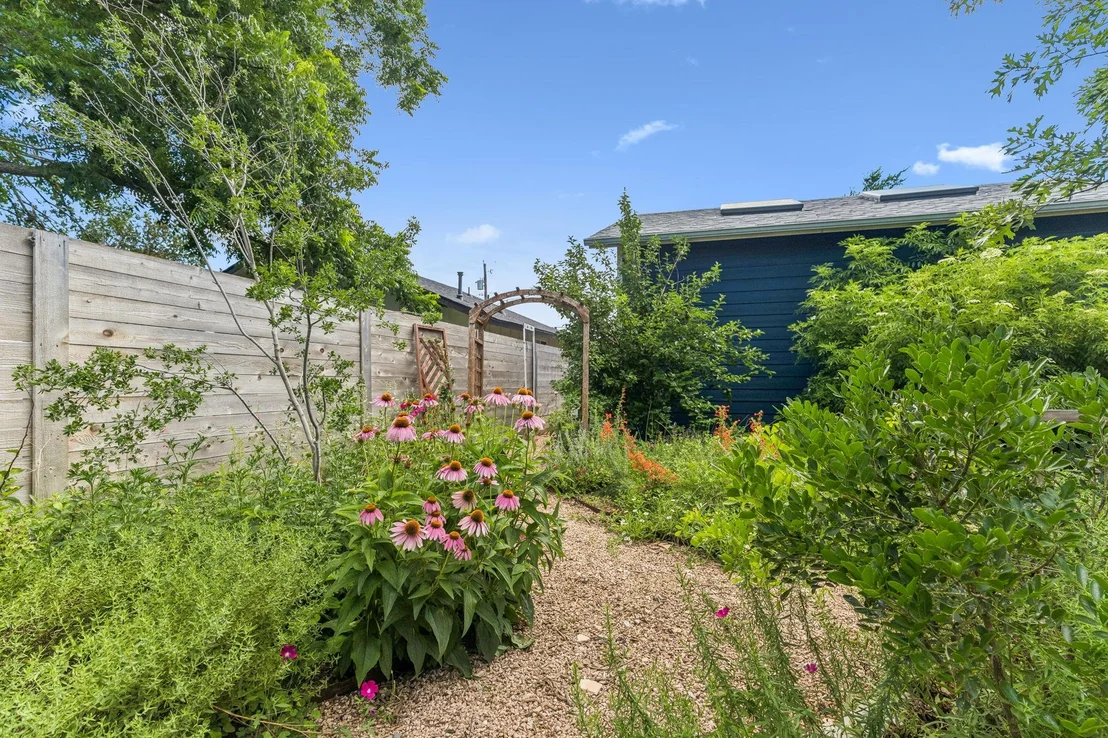 Photo of 4608 Wally Ave