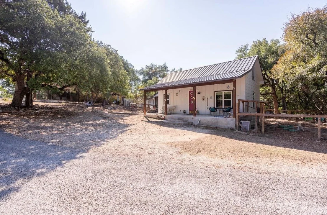 Photo of 108 Cowpoke CIR