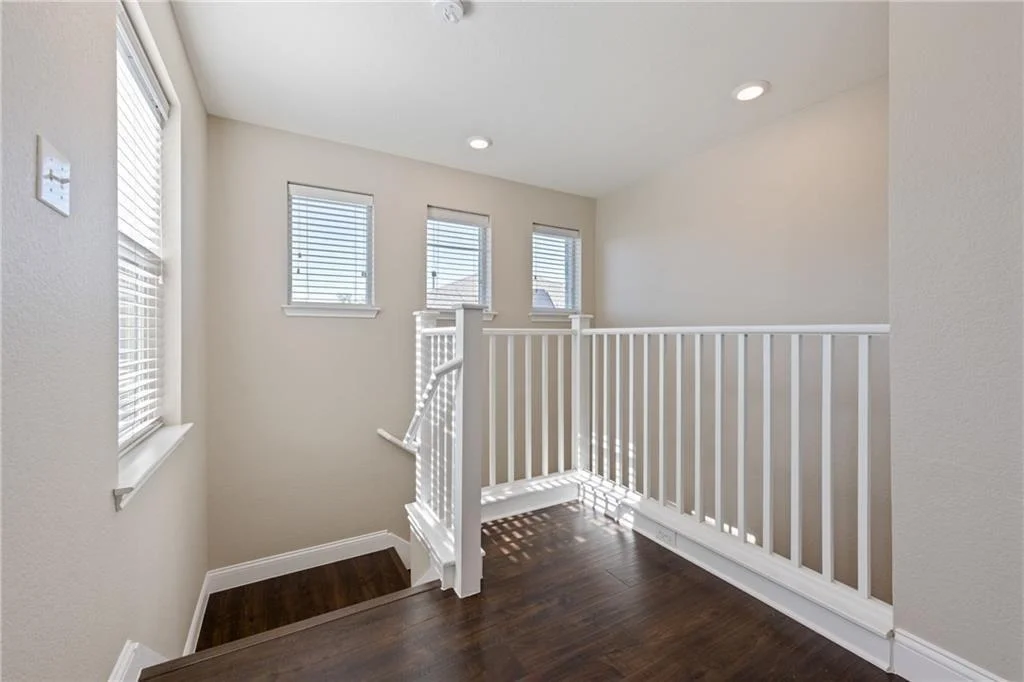 Photo of 1524 Uhland DR