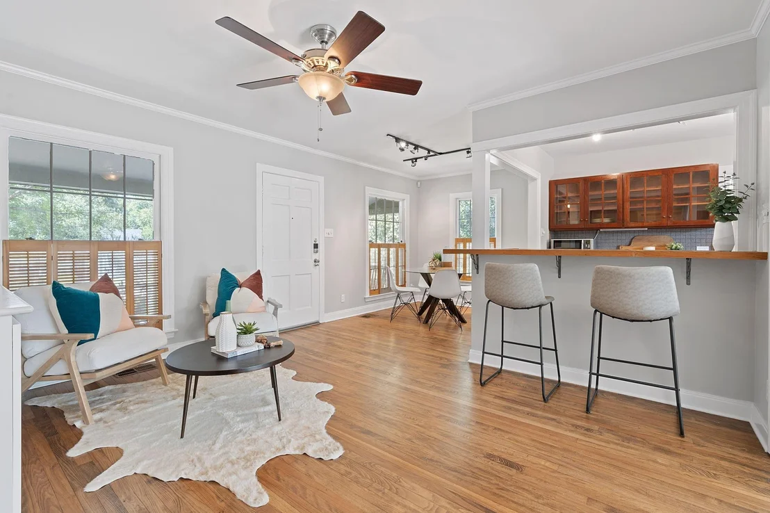 Photo of 2405 Forest Ave