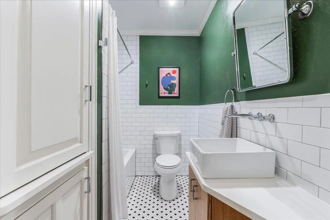Photo of 3215 Lafayette Ave