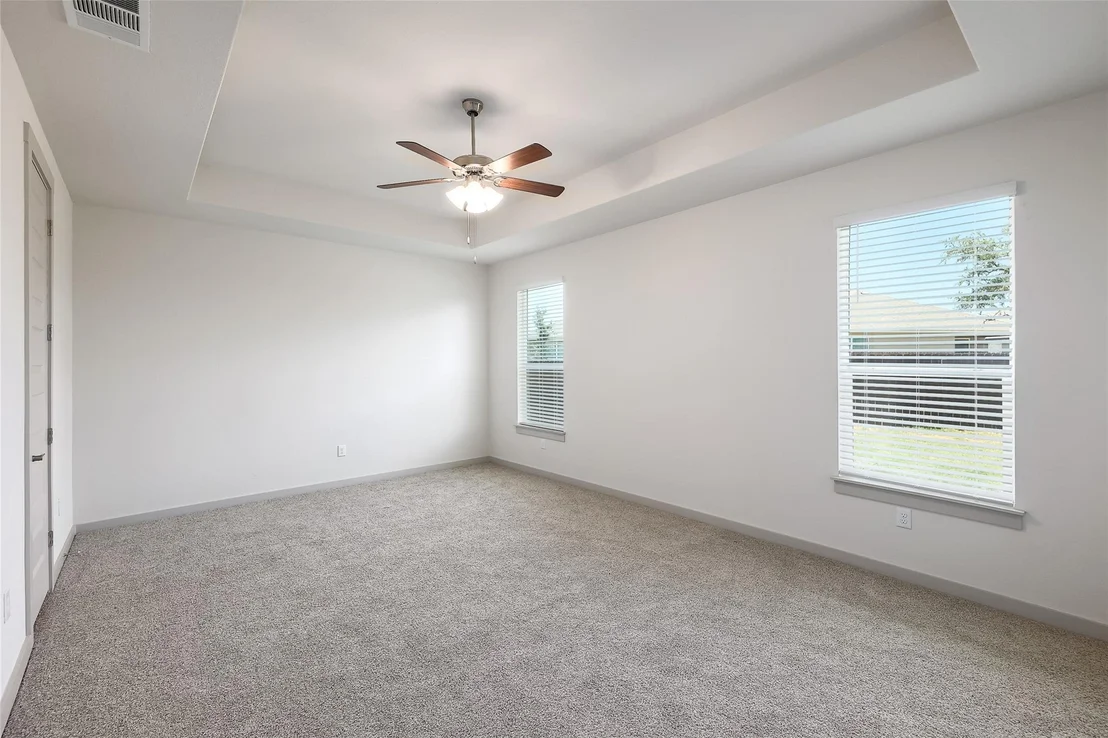 Photo of 1917 Centerline LN