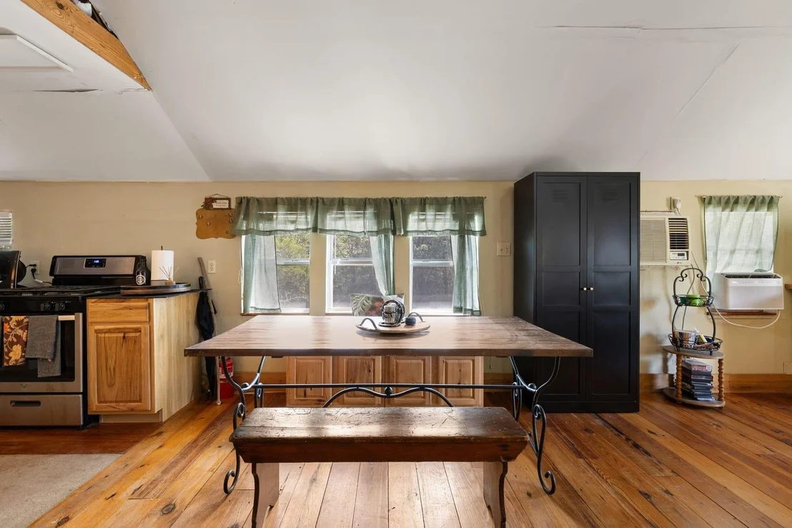 Photo of 242 Cody LN
