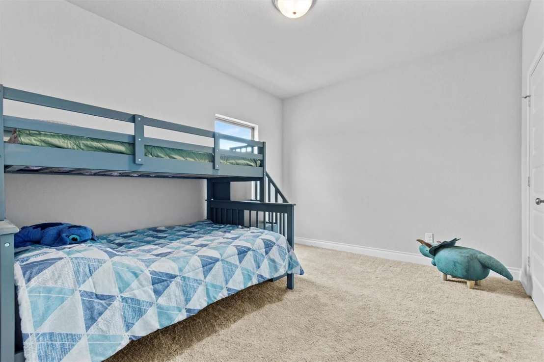 Photo of 120 Freeman Loop LOOP