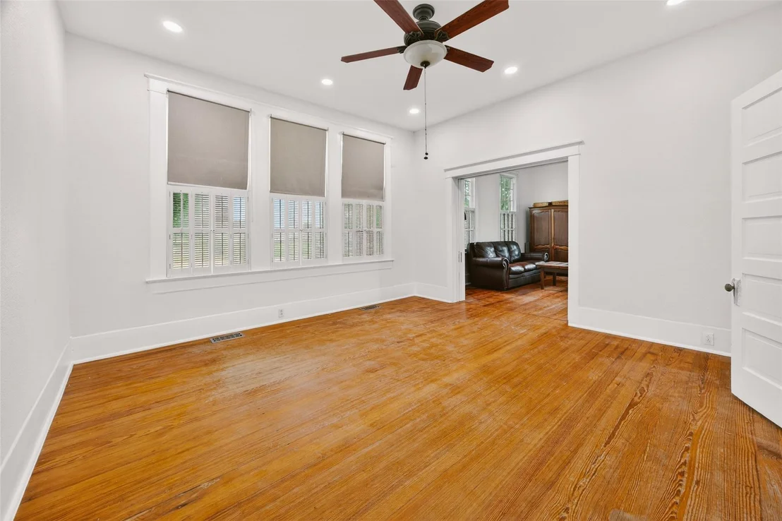 Photo of 600 Eastview DR
