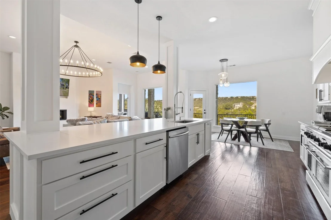 Photo of 3833 River Place BLVD