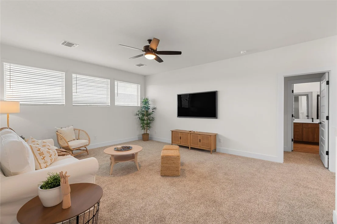 Photo of 2116 Tobiano TRCE