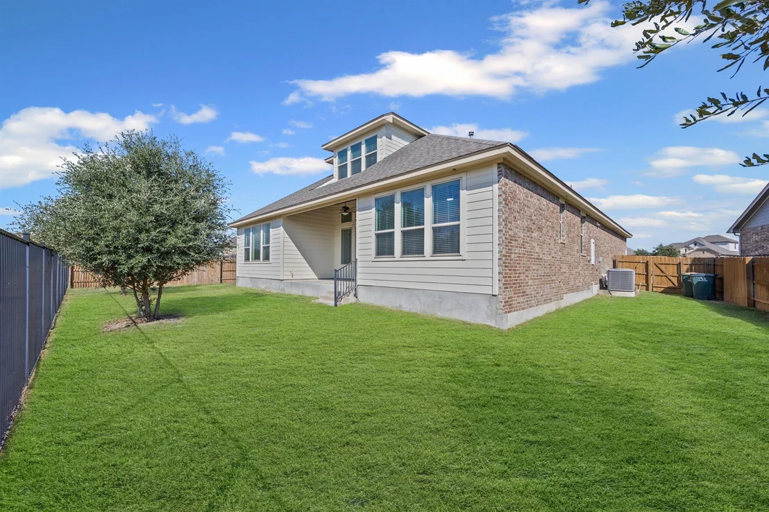 Photo of 162 Topaz CIR