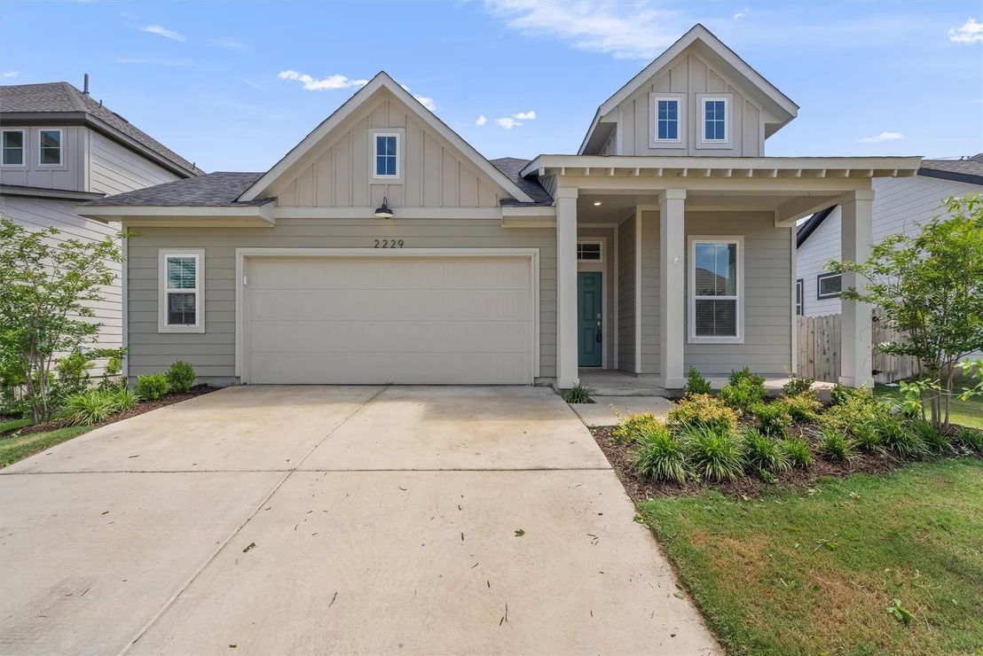 Photo of 2229 Western View DR
