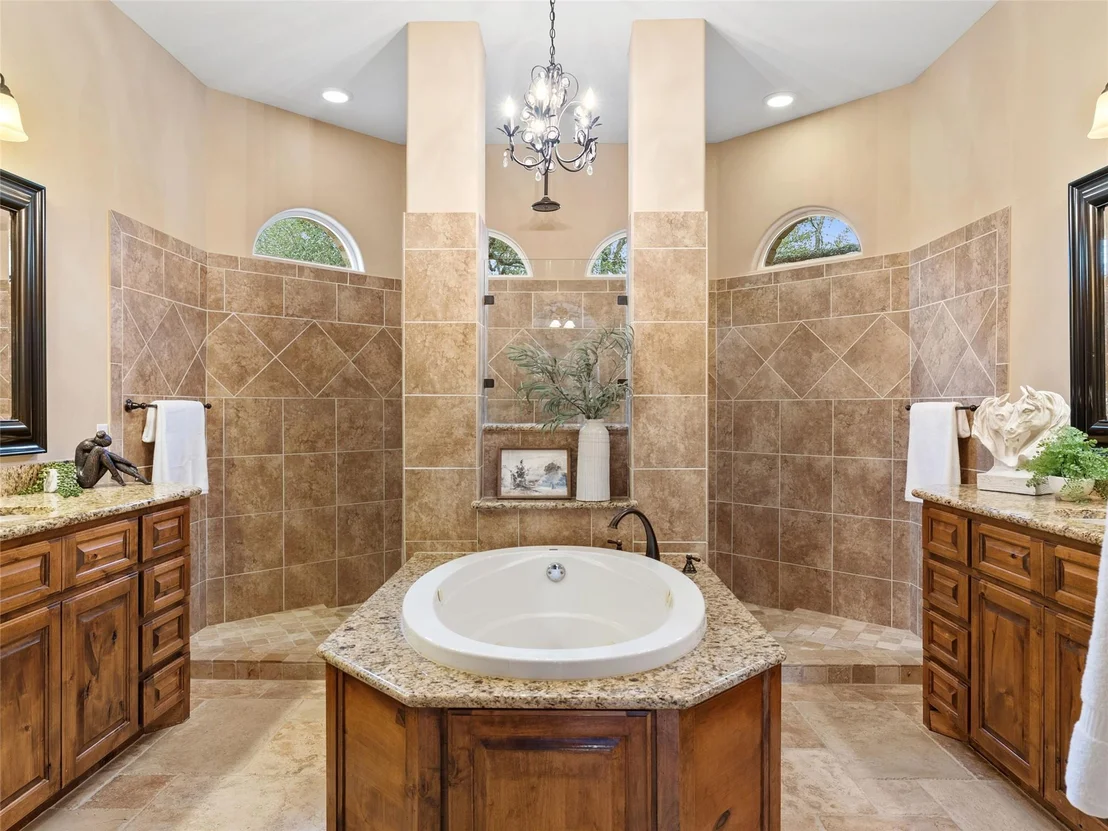 Photo of 104 Gabriels LOOP