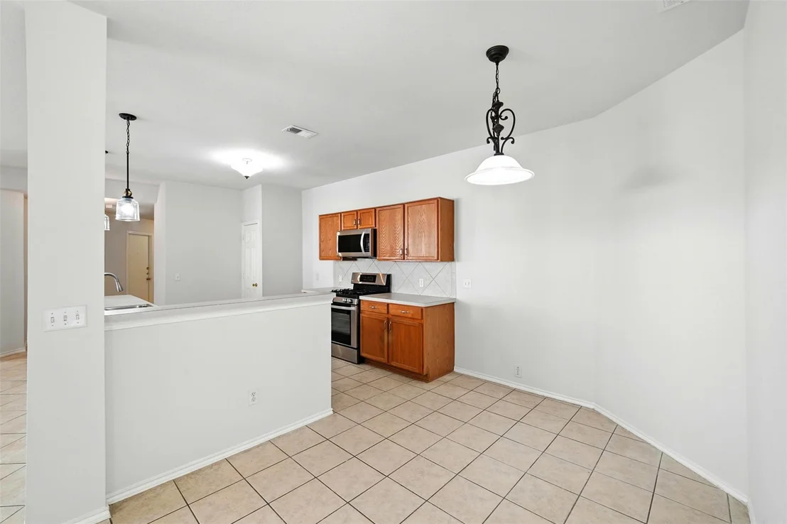 Photo of 1218 Mathias ST