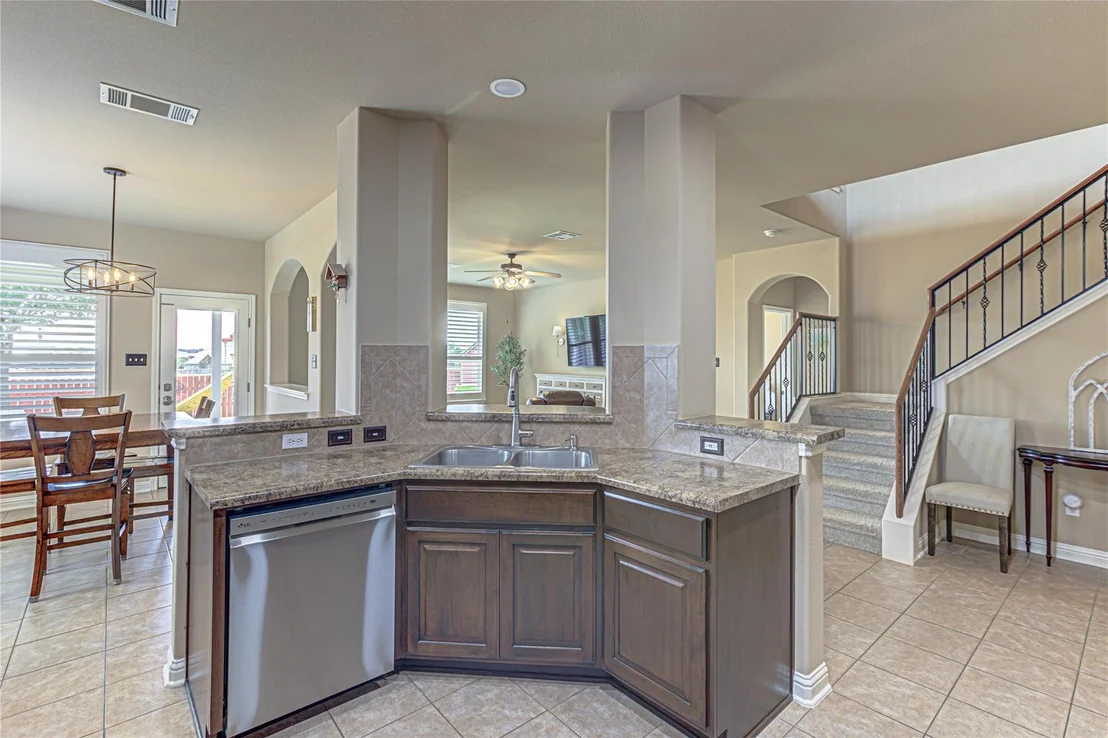 Photo of 271 Middle Creek DR