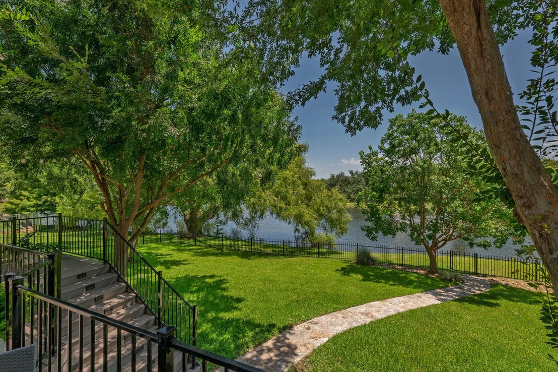 Photo of 270 Mallet CT