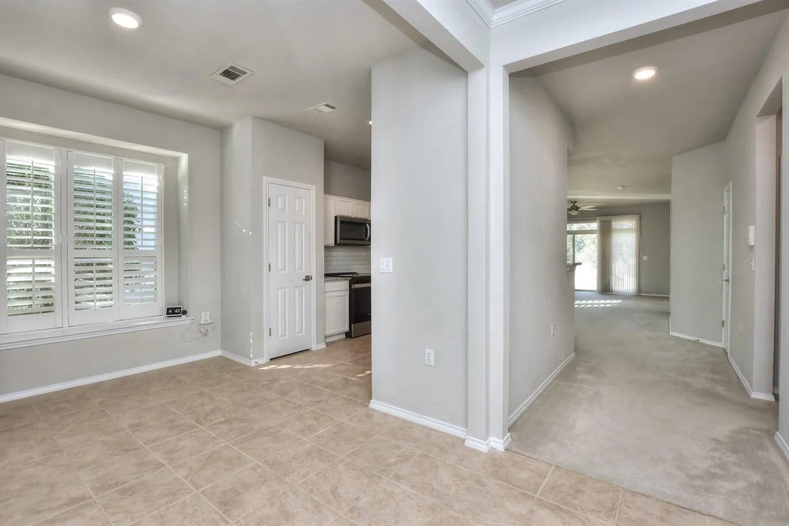 Photo of 245 Bonham LOOP