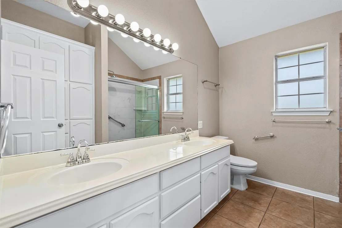 Photo of 130 Jesse James DR
