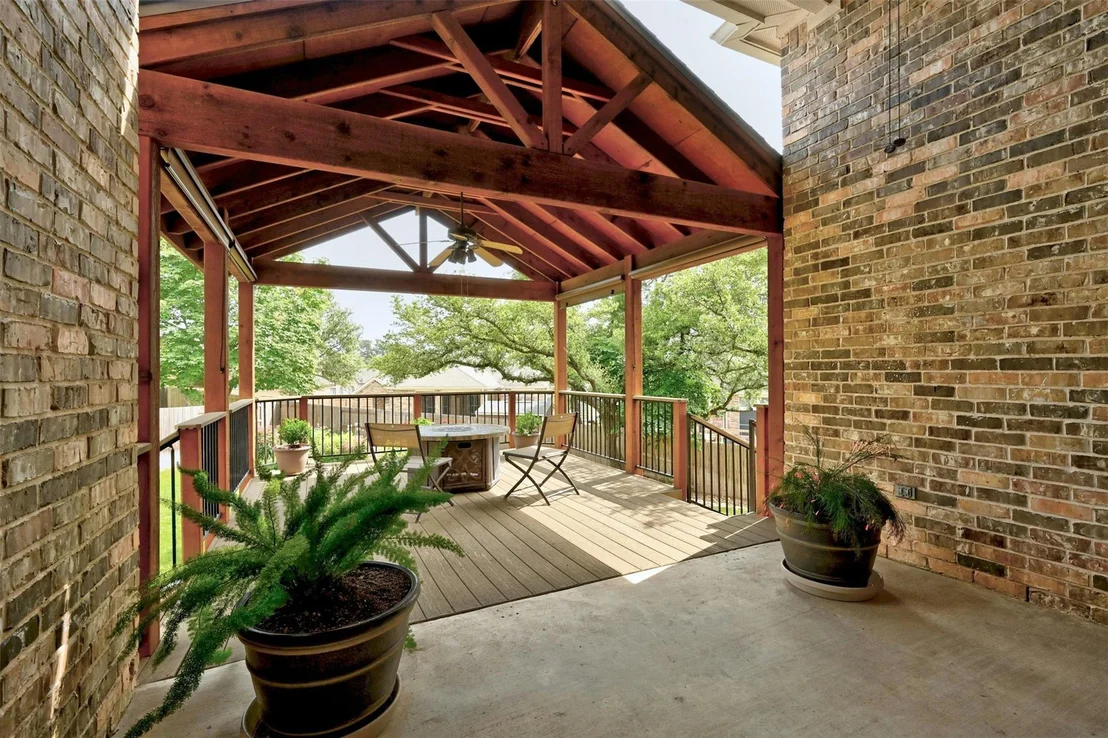 Photo of 204 Saddleback RD