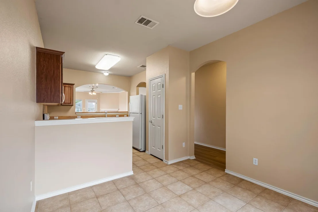 Photo of 248 Amber Oak DR