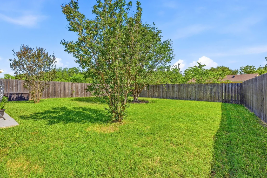 Photo of 12800 Wedding DR