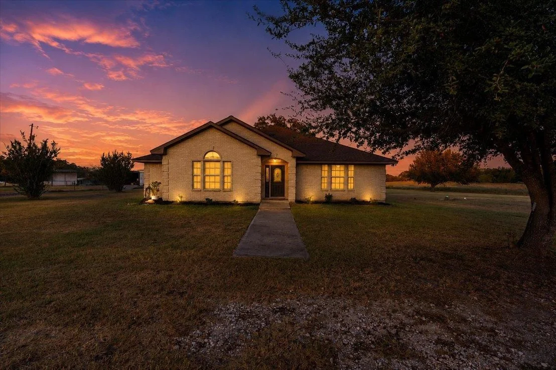 Photo of 972 County Road 335