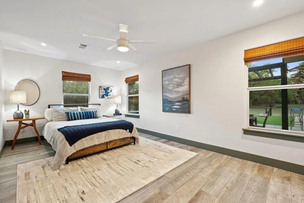 Photo of 2800 River RD