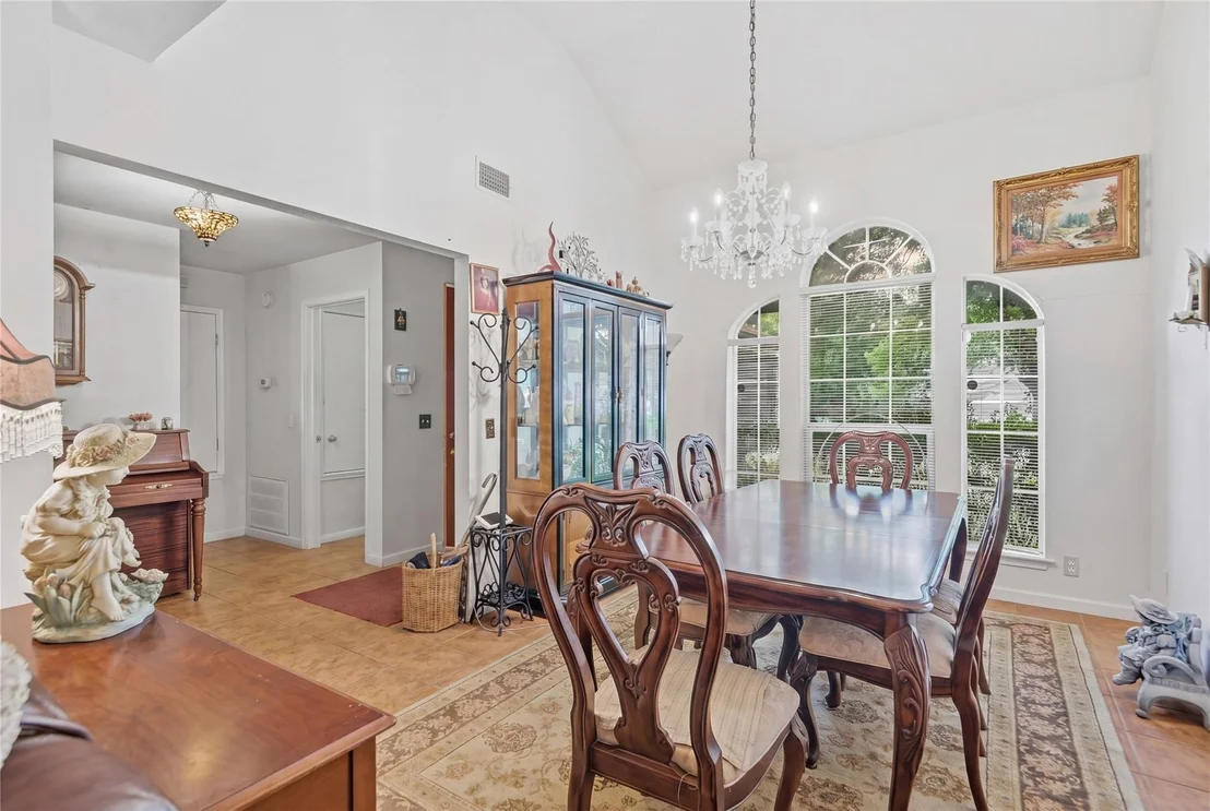 Photo of 1427 Crete LN