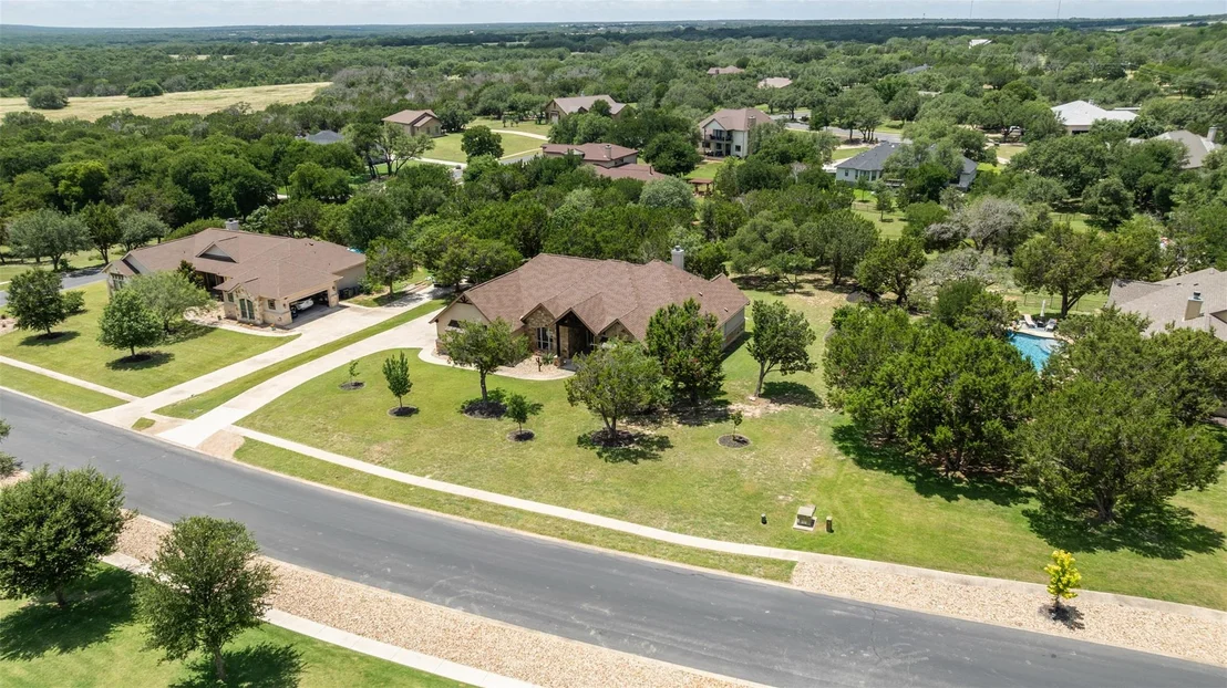 Photo of 102 Eagle Valley LN