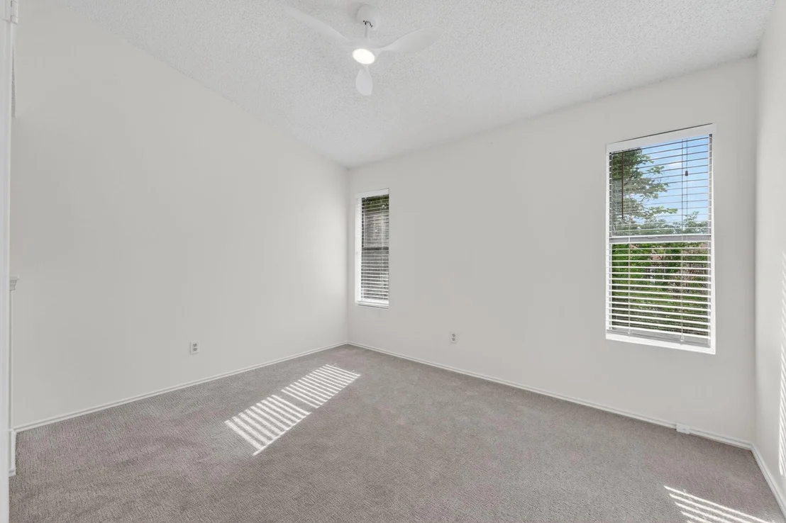 Photo of Unit 203 at 512 Eberhart LN