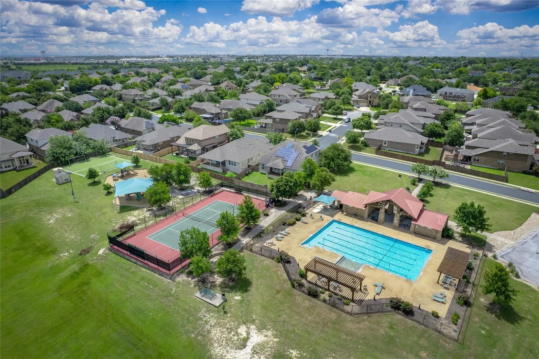 Photo of 101 Paul Azinger DR