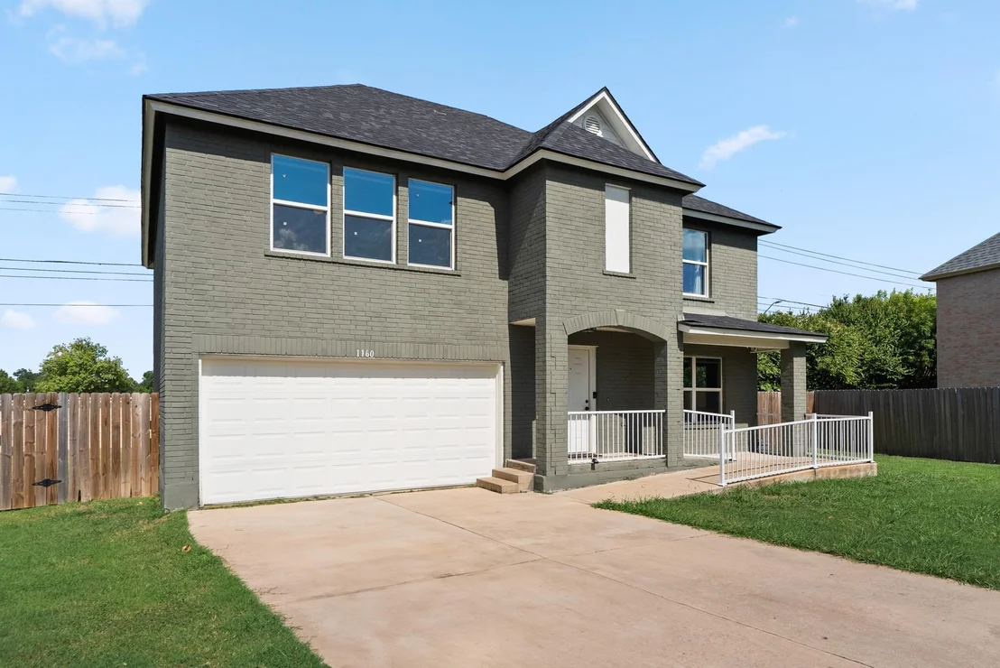 Photo of 1160 Forest Bluff TRL