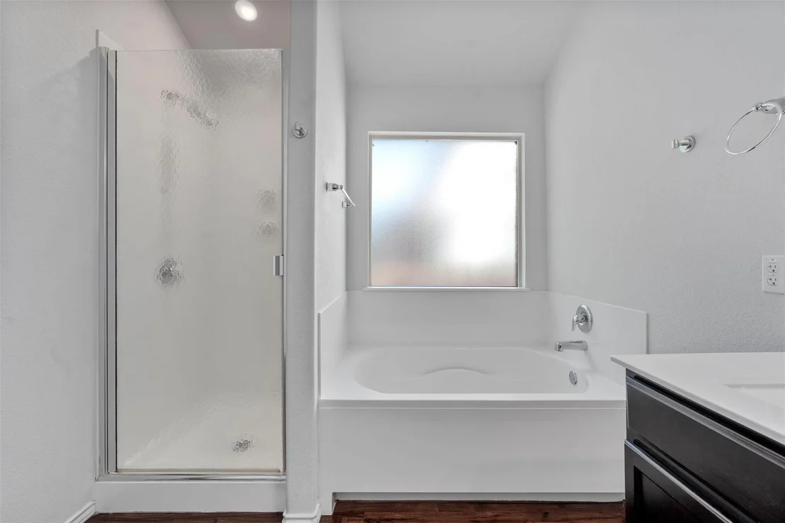 Photo of 6305 Tess RD